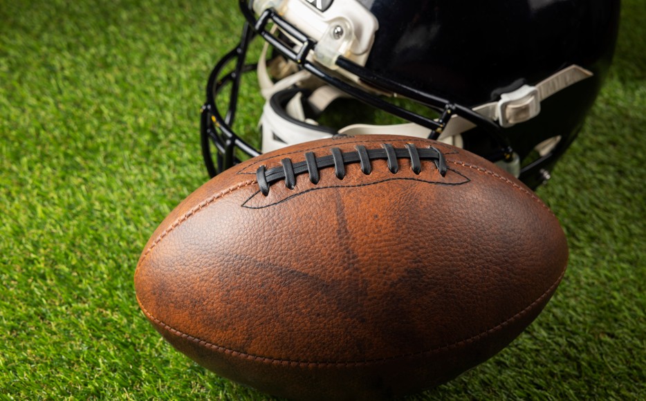 Sports on TV: Monday, Nov. 17