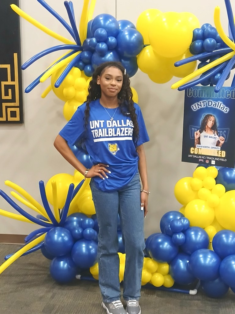 Victoria East’s North signs with UNT Dallas